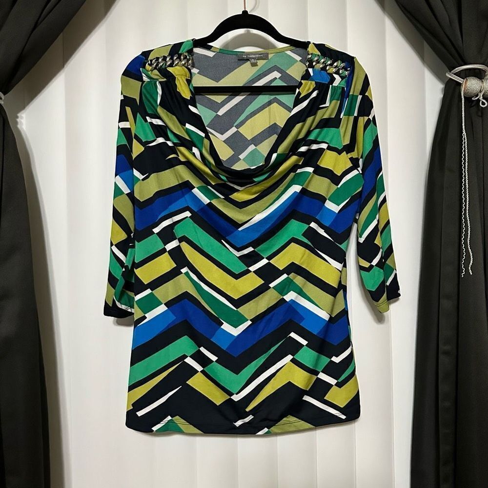 Ny Collection multicolored blouse, silver shoulder detailing , round scoop colla
